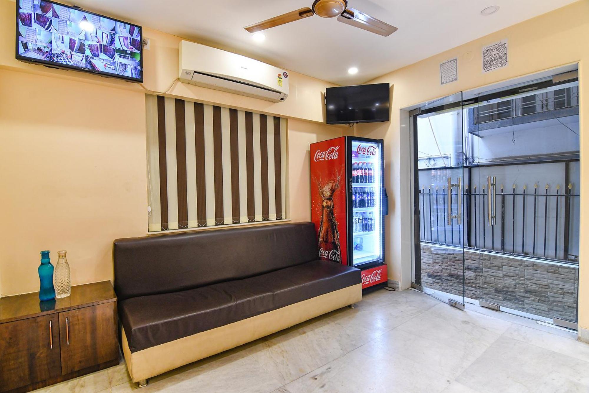 Fabhotel Divine Chariot 3*