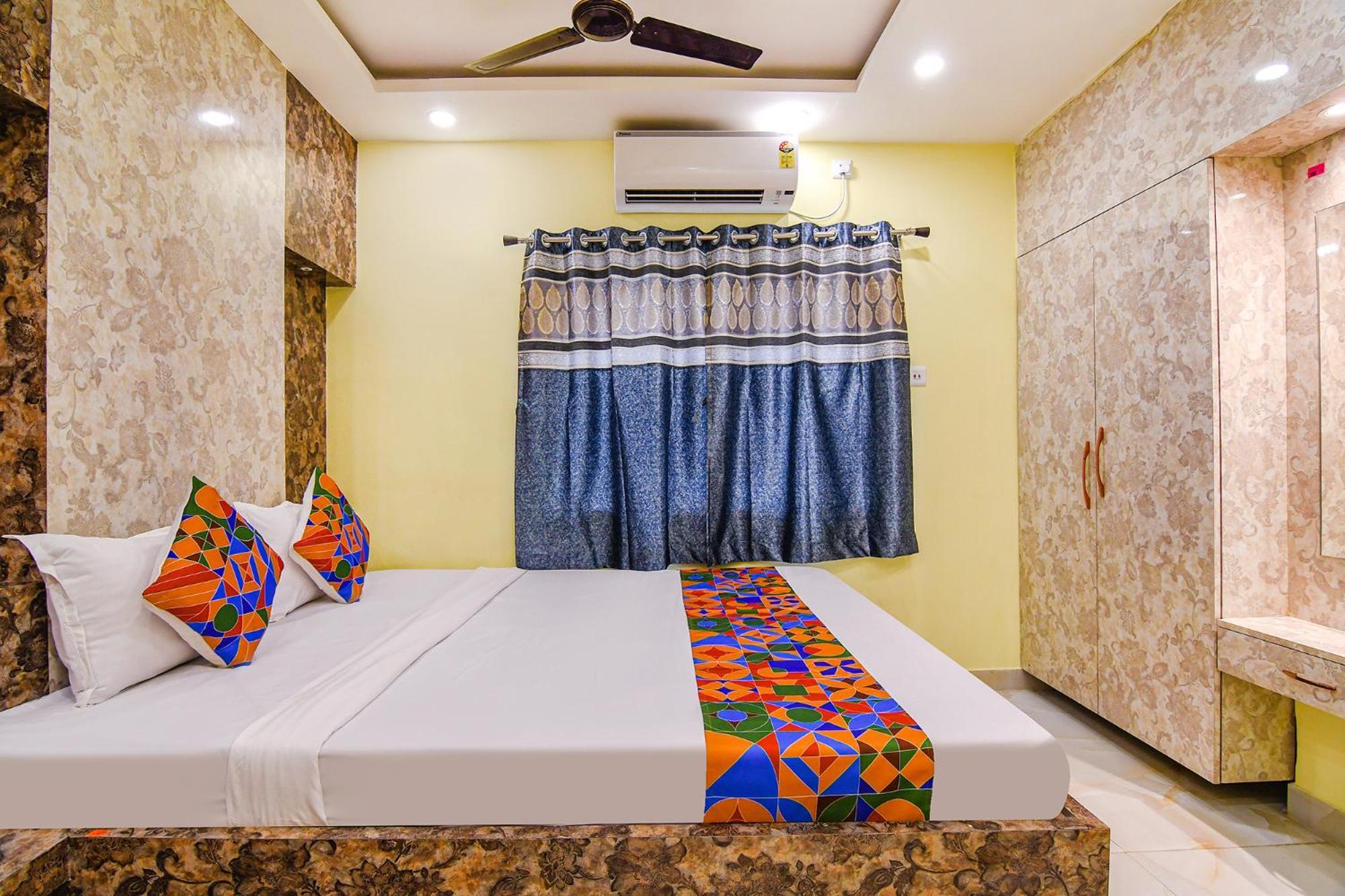 Fabhotel Divine Chariot 3*