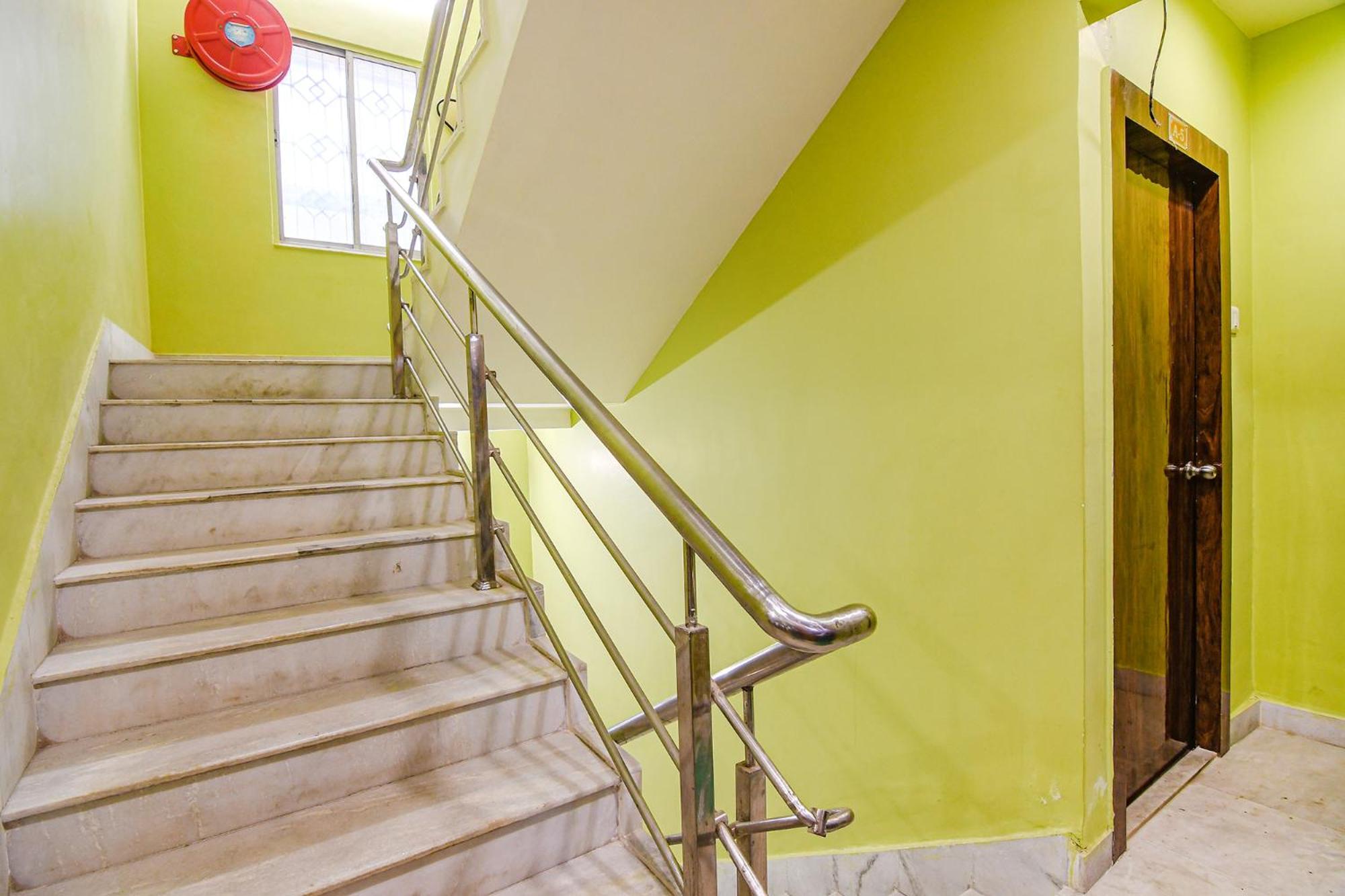 Fabhotel Divine Chariot Hotel Kolkata