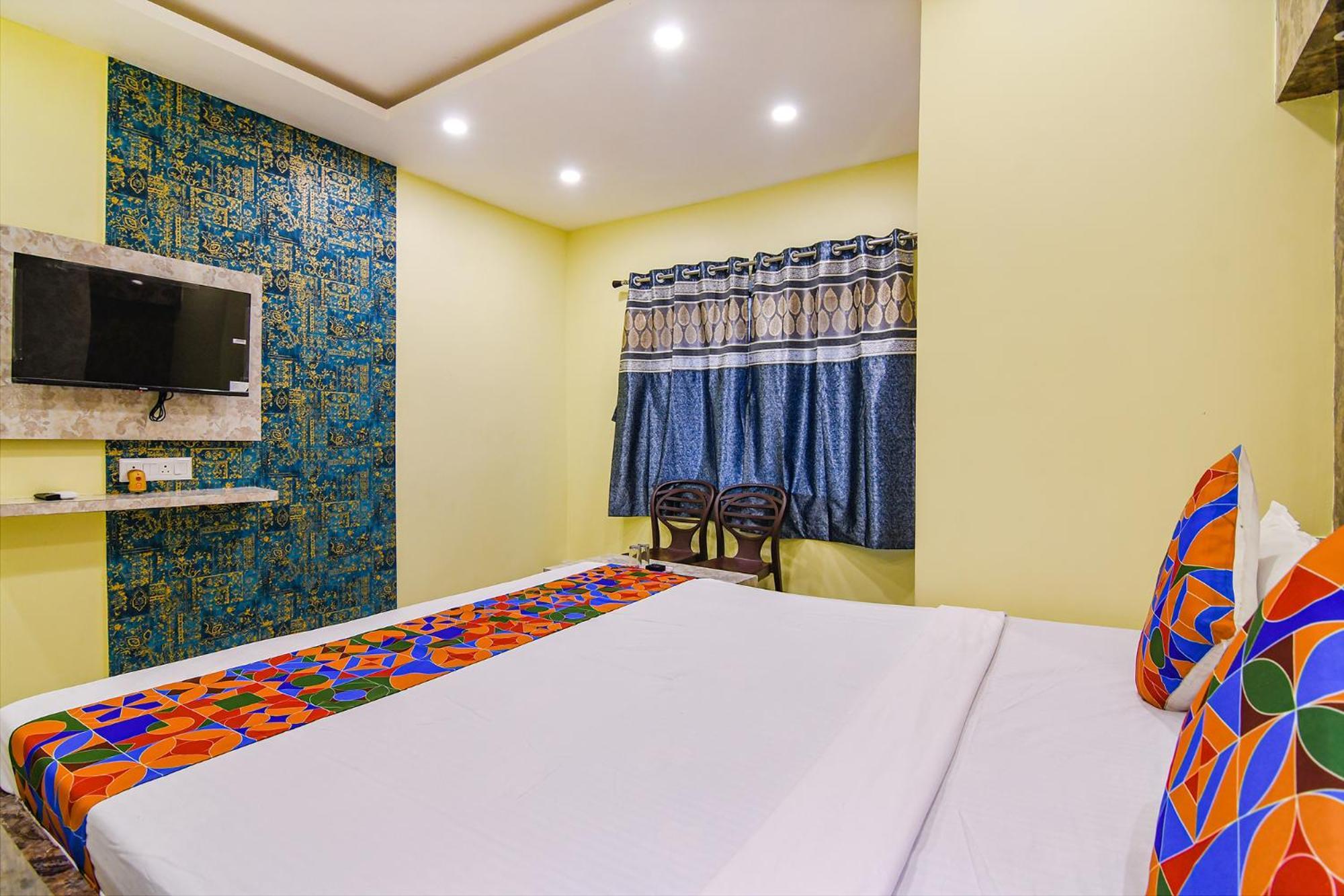Fabhotel Divine Chariot Kolkata